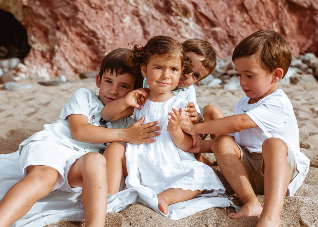 Fotografías de niños en Bizkaia. Sesiones de fotos infantiles y familiares.