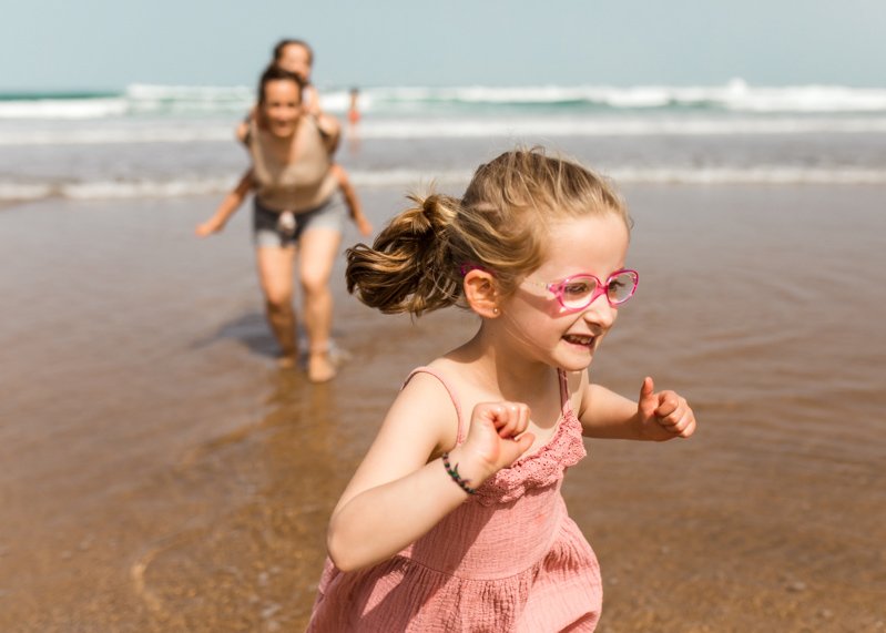 fotos de familia en bilbao - Fotografia en Familia en Exteriores en la playa